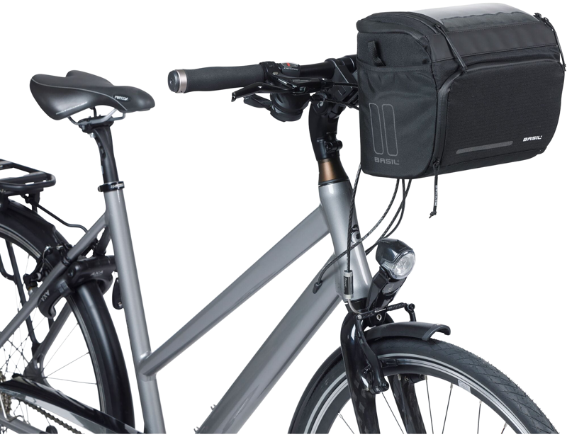 Basil Move Handlebar Bag 7-8L in Black-4