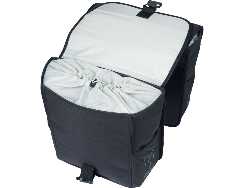 Basil GO Double Bag 32L in Solid Black-2