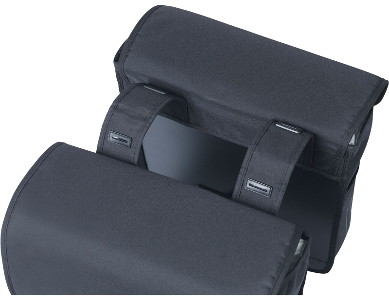 Basil GO Double Bag 32L in Solid Black-3