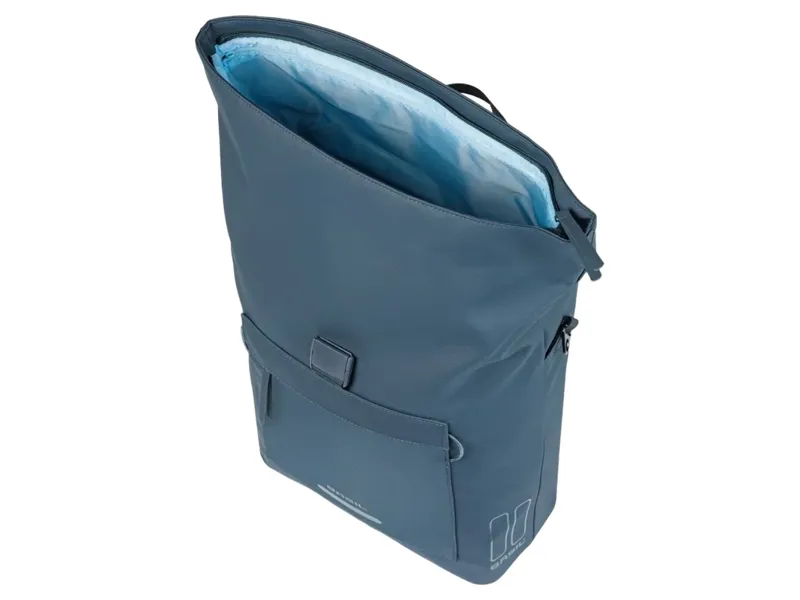 Basil Brooklyn Shoulder Bag MIK Hooks 17L in Navy-2