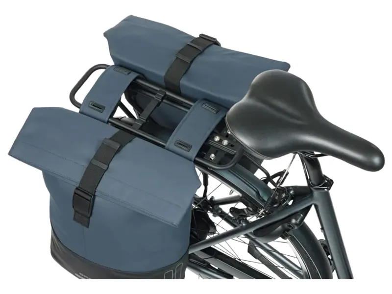 Basil Cove Double Pannier Bag 28-32L in Navy/Black-4
