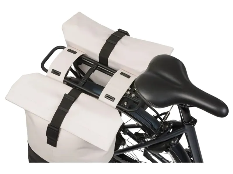 Basil Cove Double Pannier Bag 28-32L in Off-White/Black-4