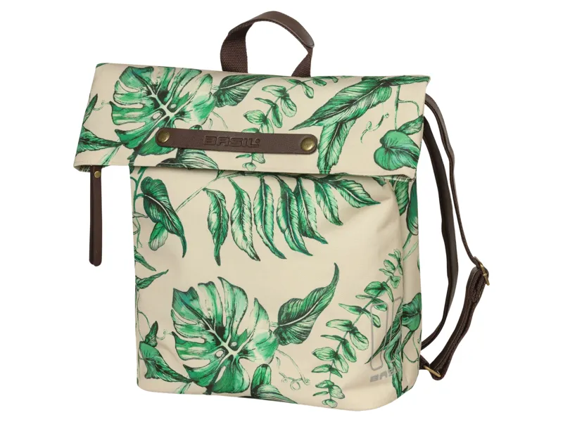 Basil Ever-Green Bicycle Daypack 14-19L in Sandshell Beige