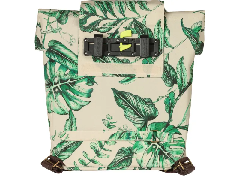 Basil Ever-Green Bicycle Daypack 14-19L in Sandshell Beige-2