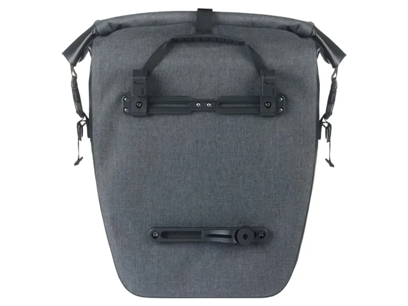 Basil Navigator Storm L MIK Hooks 25-31L Bicycle Bag in Black-2