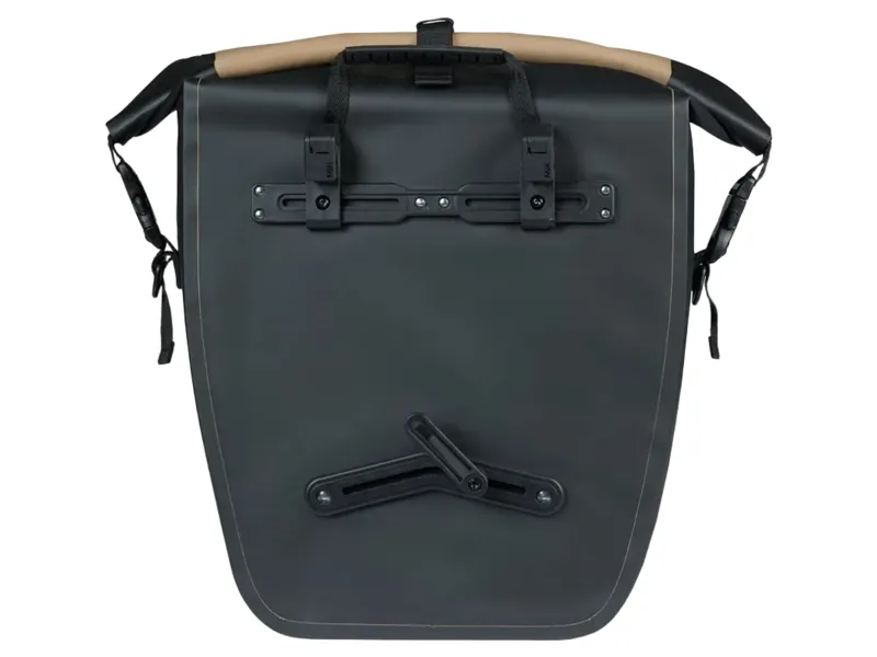 Basil Rivo L Single Bike Bag Tarpaulin MIK Hooks 25-31L in Sand/Black-3