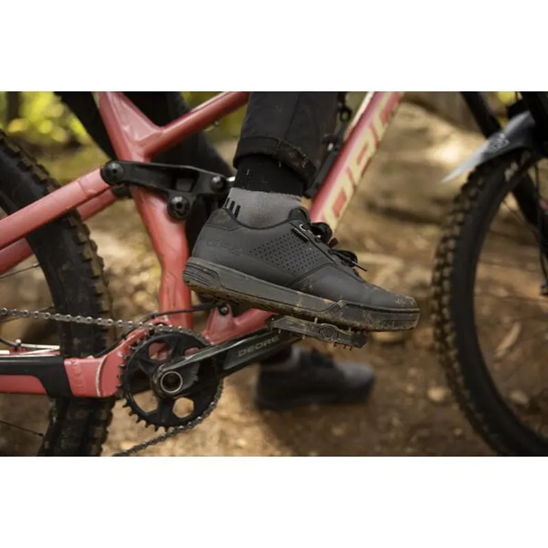 Shimano GF400 MTB Shoes in Black-4