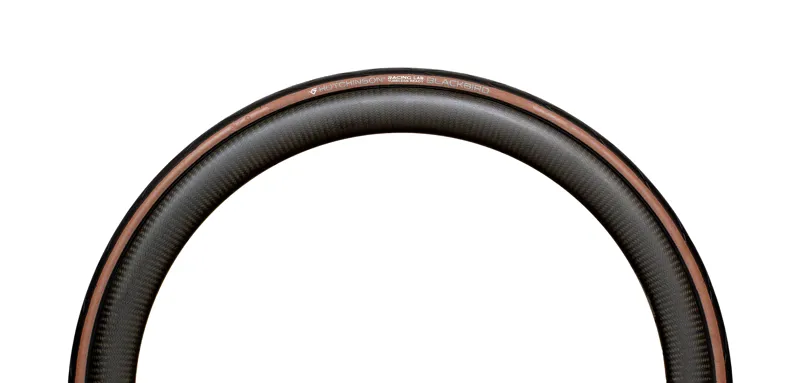 Hutchinson Blackbird 700c x 26-30 Road Tyre in Tan Wall -2
