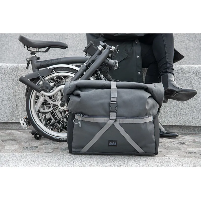 Brompton Borough Roll Top Bag Large in Dark Grey-8