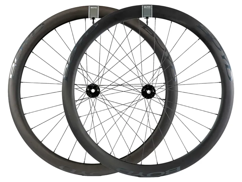 Boyd 44mm Disc Brake Carbon Fibre Wheelset HG in Black
