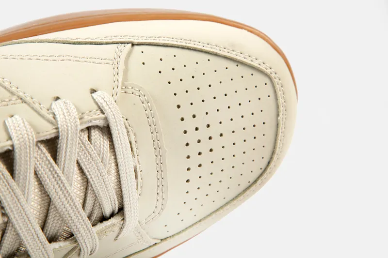 Endura Hummvee Flat Pedal MTB Shoe in Pebble-4