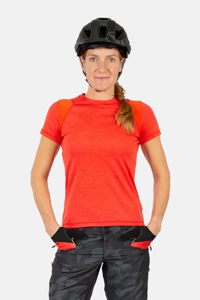 Endura Women's SingleTrack Short Sleeve MTB Jersey in Paprika-4