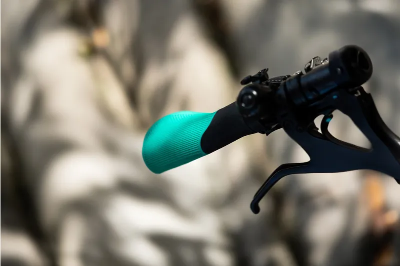 Brompton Ergonomic Grips in Green-2