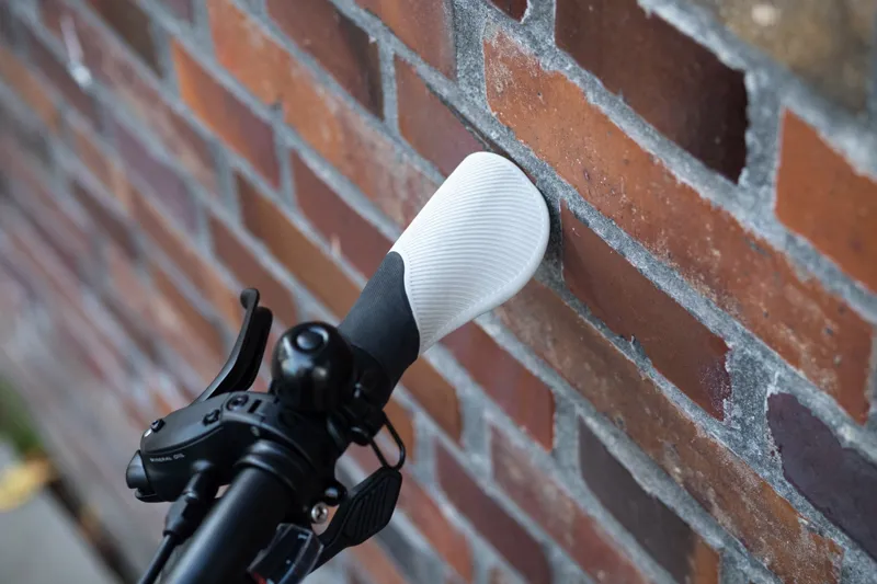 Brompton Ergonomic Grips in Silver-2