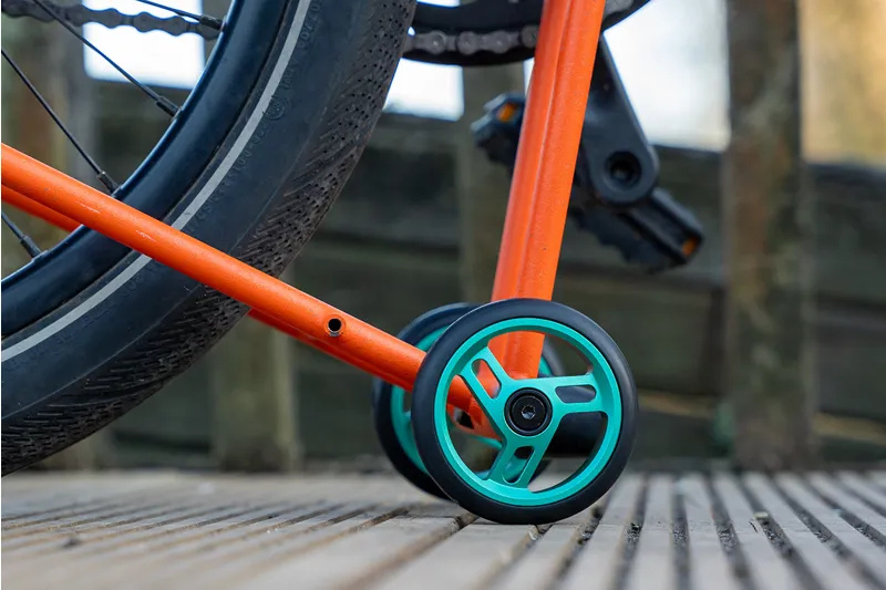 Brompton G Line Roller Wheel Pair in Green-2