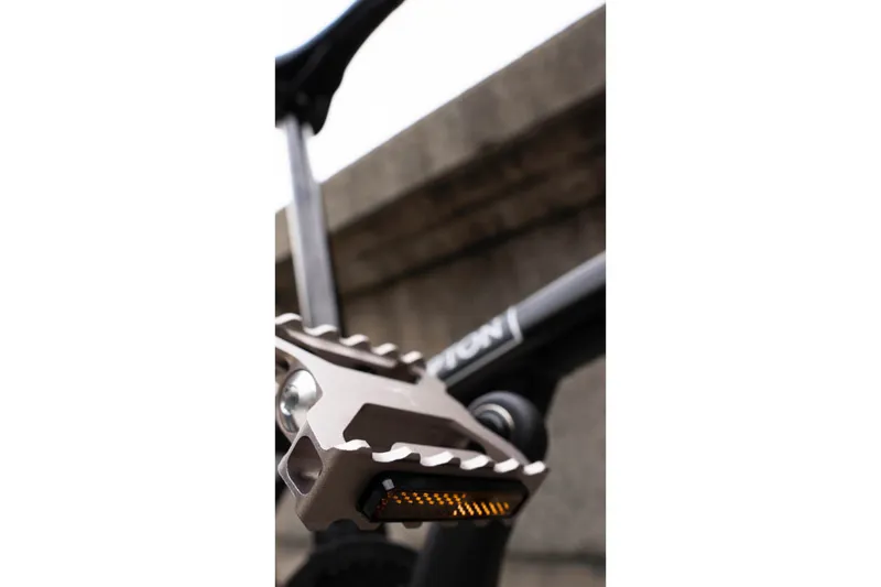 Brompton Superlight Quick Release Pedals in Silver-3