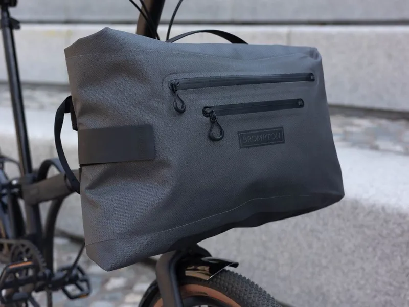 Brompton Waterproof Backpack + Frame in Anthracite-6