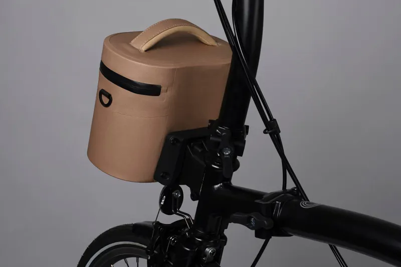 Brompton Zip Case Medium in Sand-4