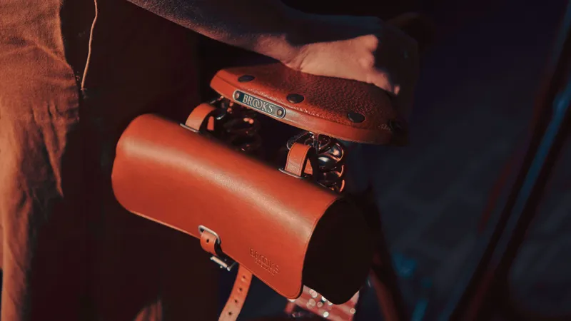 Brooks Challenge Large Tool Bag in Brown-3