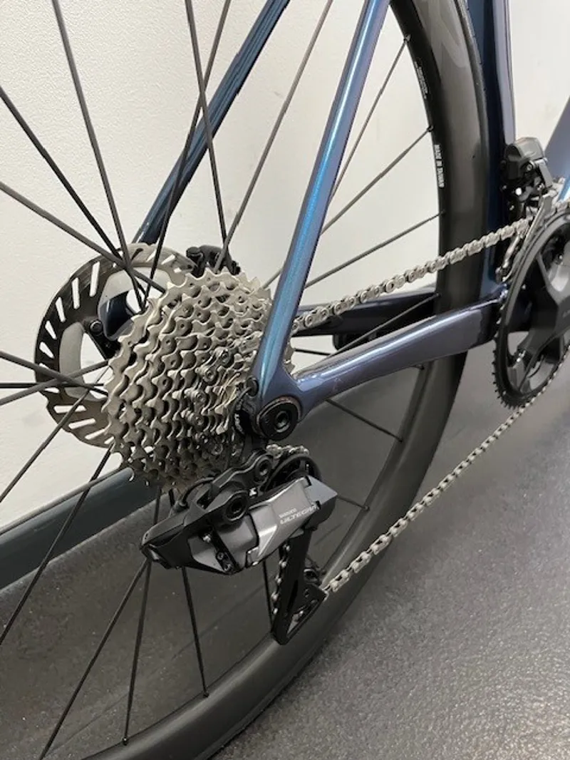 EX DEMO Giant TCR Advanced Pro 0 Di2 Road Bike Medium-Large 2024 in Ocean Twilight-3