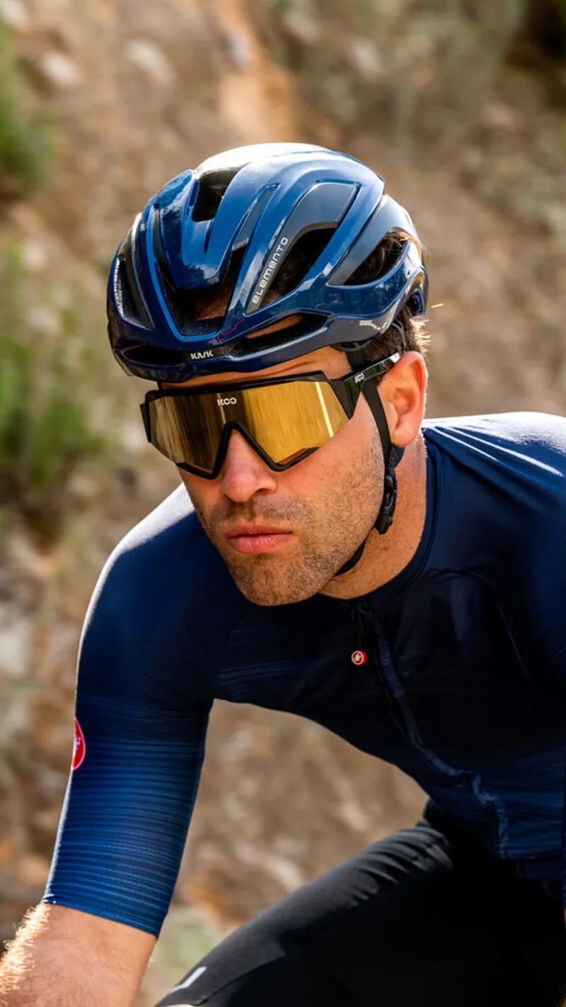 Koo Spectro Sunglasses in Black/Super Bronze Mirror-3