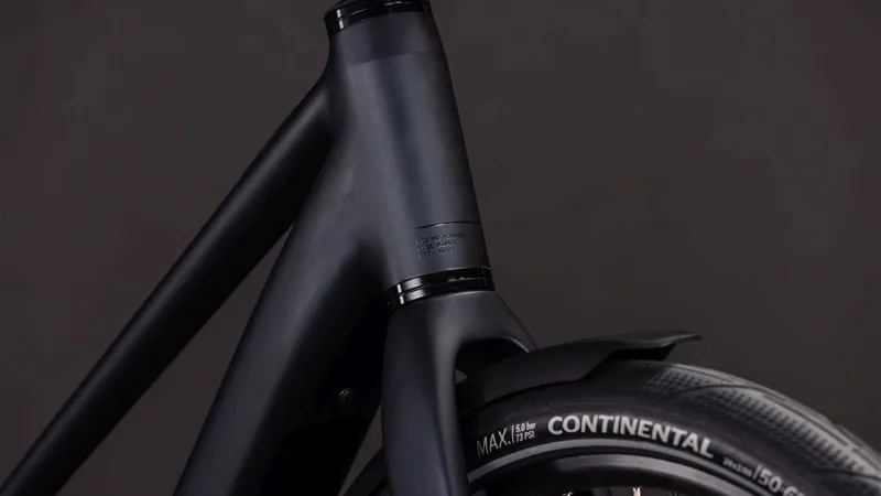 Cube Editor Hybrid Pro 400x FE Trapeze Electric Hybrid Bike 2026 in Coal/Prism-4