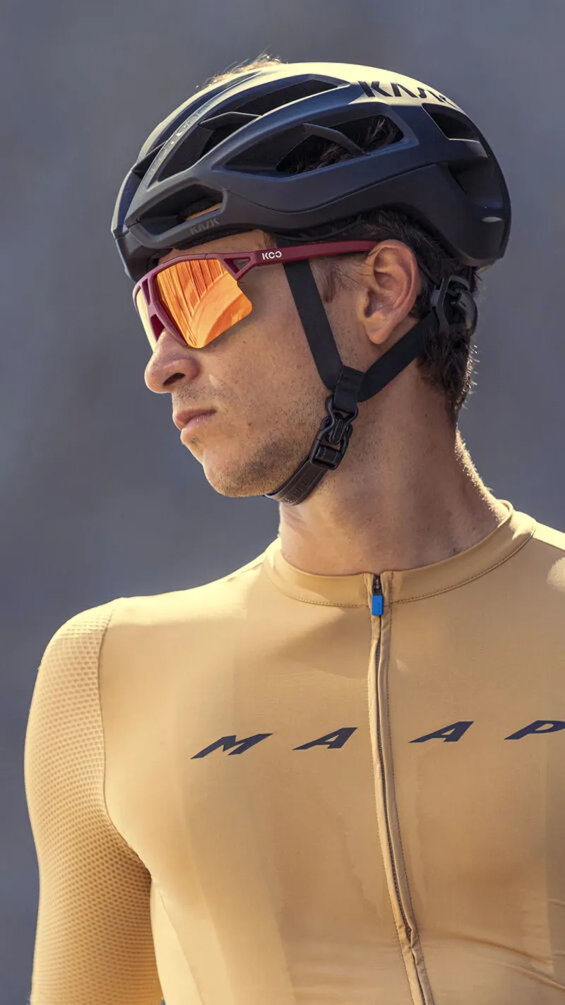 Koo Hype Sunglasses in Dark Red Matt/Red Mirror-3
