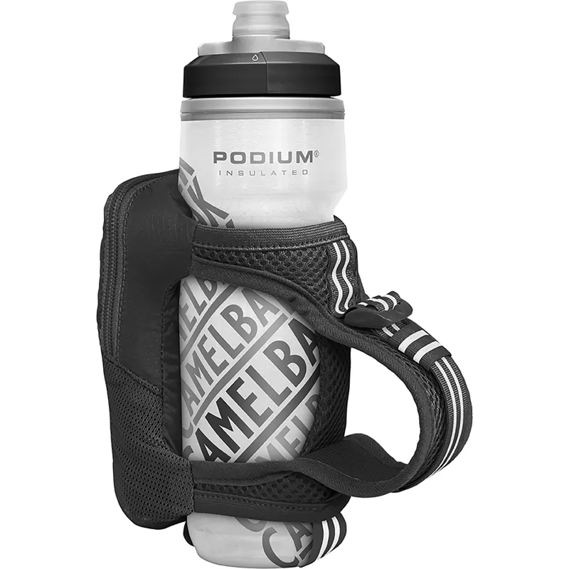 CamelBak Quick Grip Chill Insulated Handheld 620ml in Black-2