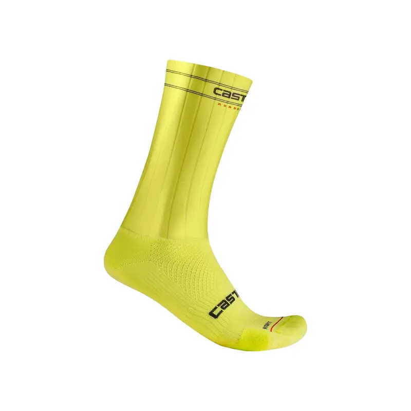 Balfes Bikes Castelli Fast Feet 3 Socks in Electric Lime | Free postage over £30, £10 off first order, price match & 0% finance.