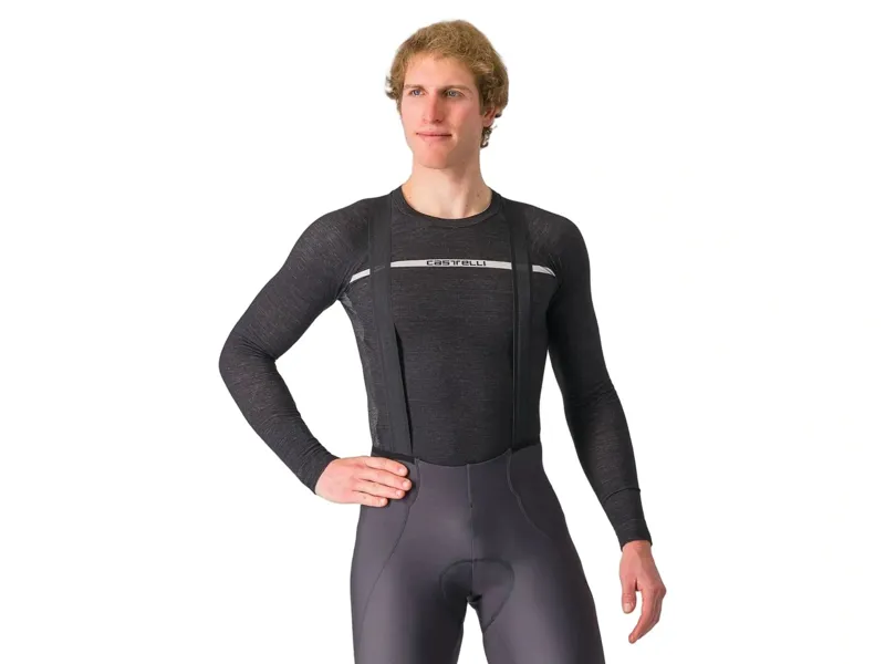 Balfes Bikes Castelli Merino Seamless Base Layer in Black | Free postage over £30, £10 off first order, price match & 0% finance.
