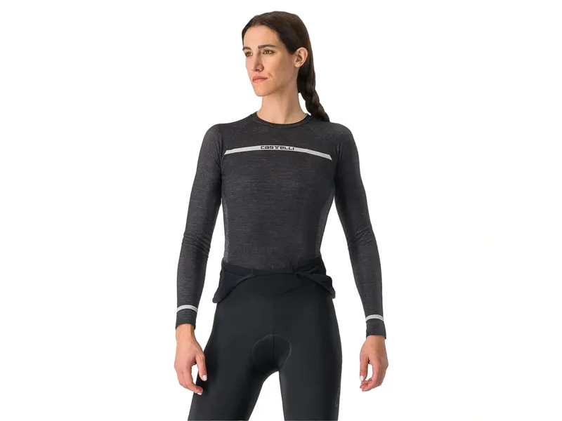 Balfes Bikes Castelli Merino Seamless Women's Base Layer in Black | Free postage over £30, £10 off first order, price match & 0% finance.