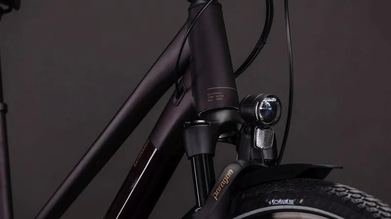 Cube Kathmandu SLX Trapeze Hybrid Bike 2026 in SolarEclipse/Gold-5