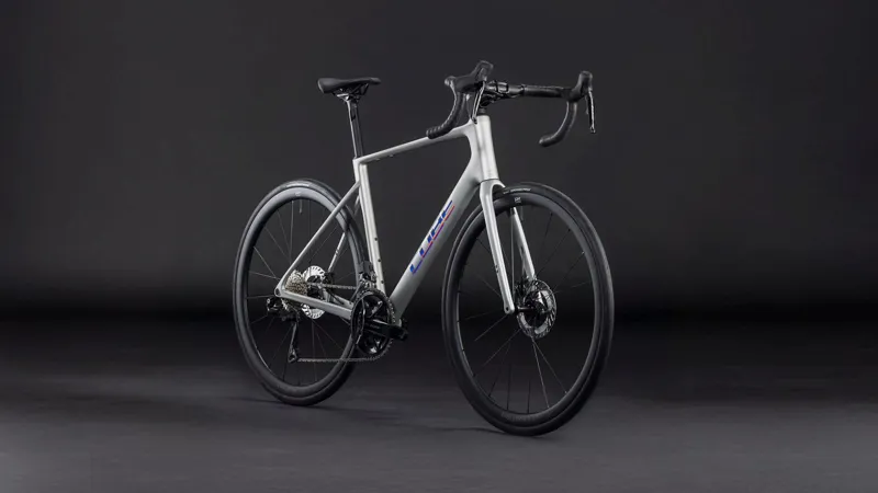 Cube Attain C:62 SLX Road Bike 2026 in Sleekgrey/Prism-8