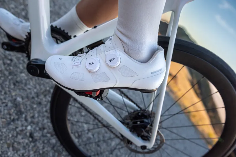 Liv Macha 1 Road Shoes in Matte White-8