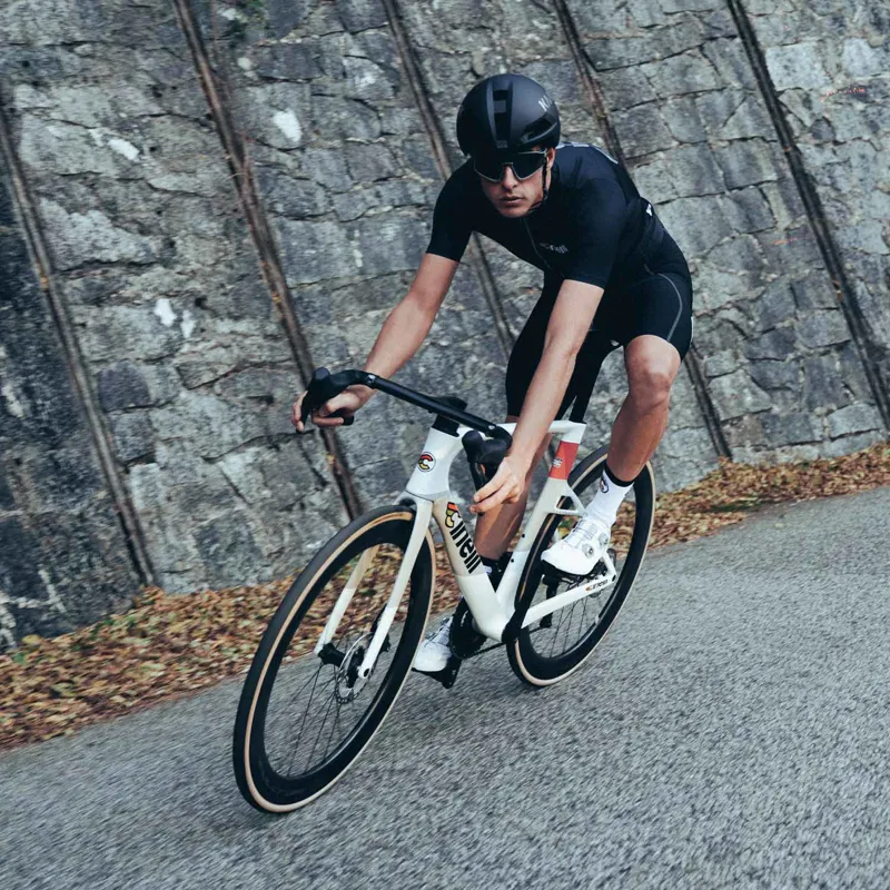 Cinelli Aeroscoop Frameset 2026 in Coral White-9