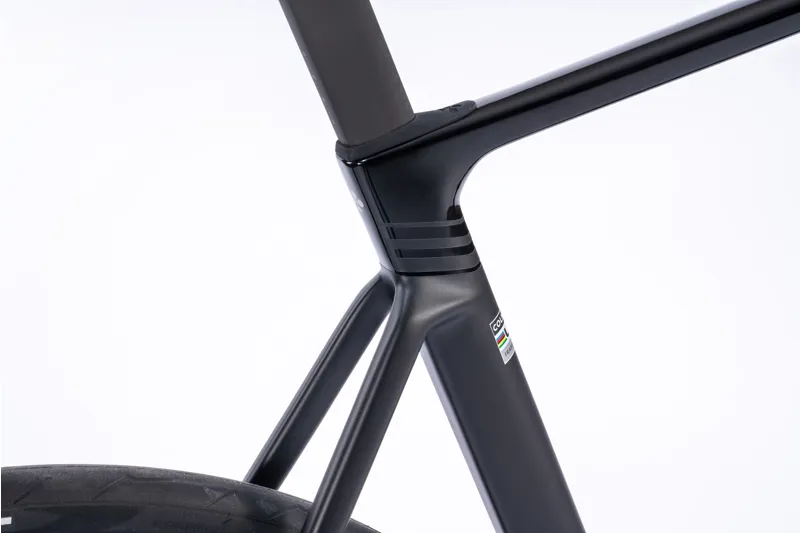 Colnago V5Rs Dura-Ace Di2 Carbon Road Bike 2025 in VRBK-8