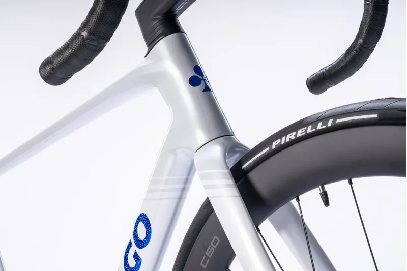 Colnago V5rs Disc Carbon Road Complete Bike Dura Ace Di2 2025 in VRWB White-13
