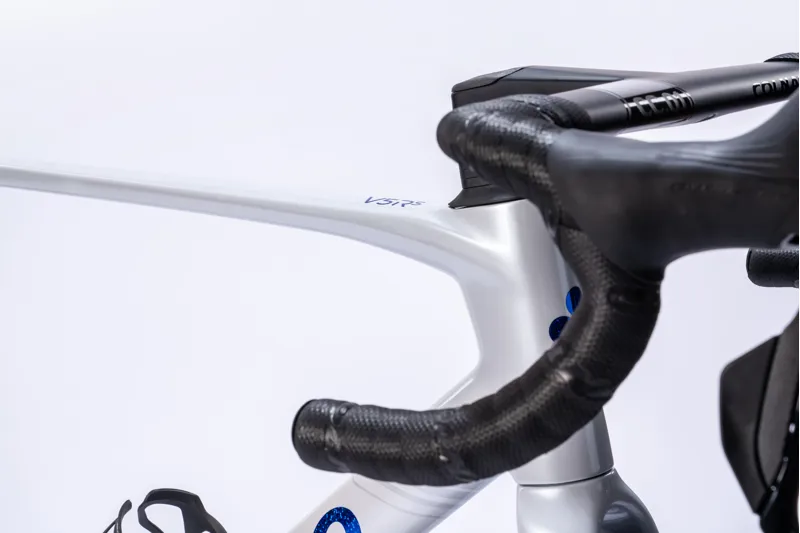 Colnago V5rs Disc Carbon Road Complete Bike Dura Ace Di2 2025 in VRWB White-12
