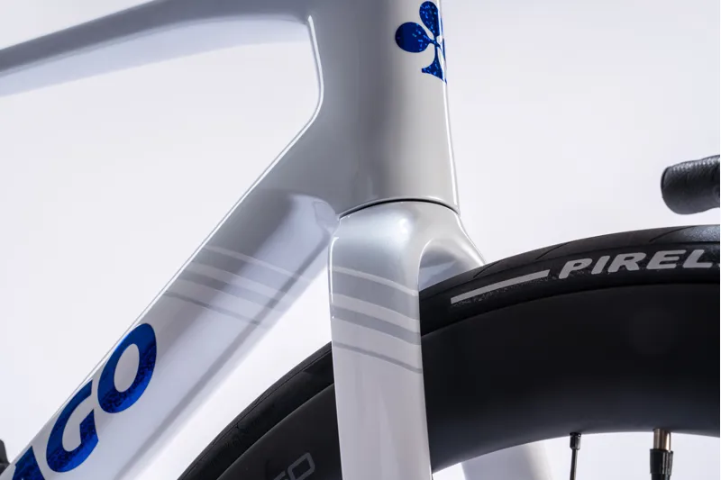 Colnago V5rs Disc Carbon Road Complete Bike Dura Ace Di2 2025 in VRWB White-9