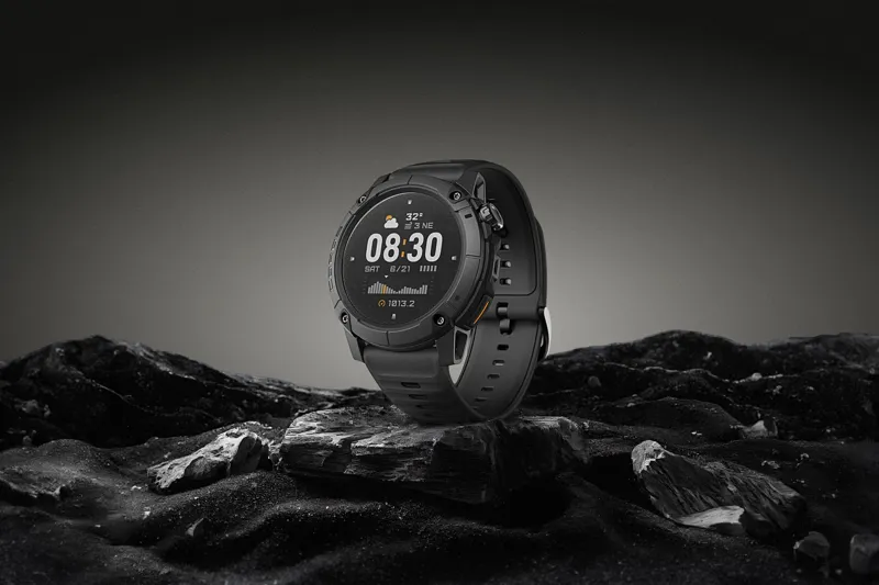 Coros NOMAD Watch in Black-4