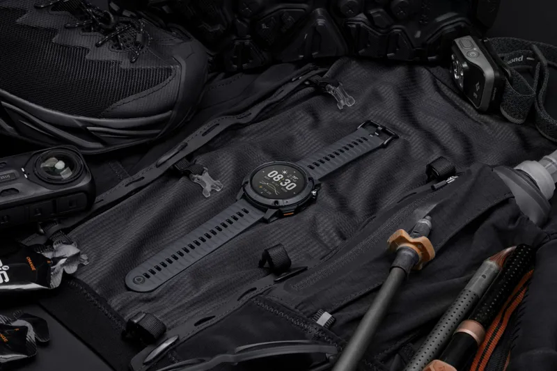 Coros NOMAD Watch in Black-5