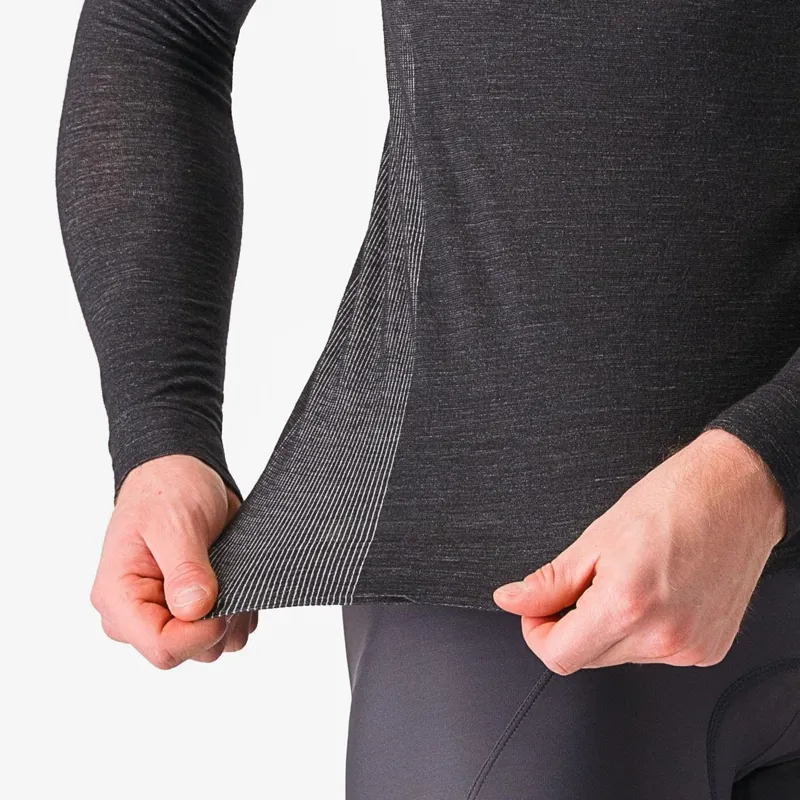 Castelli Merino Seamless Base Layer in Black-3