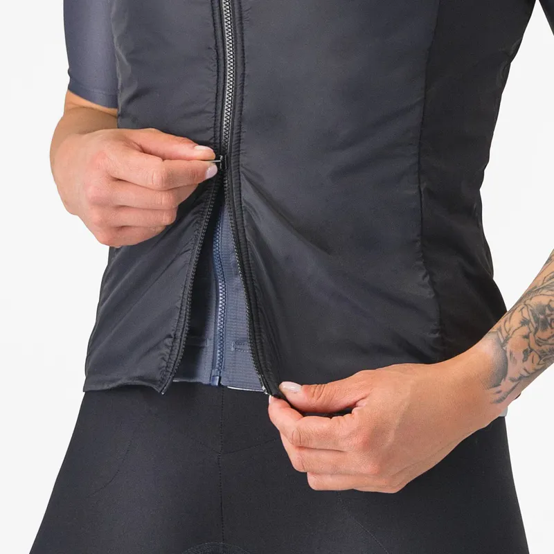 Castelli Fly Direct Women's Sleeveless Vest in Black-2