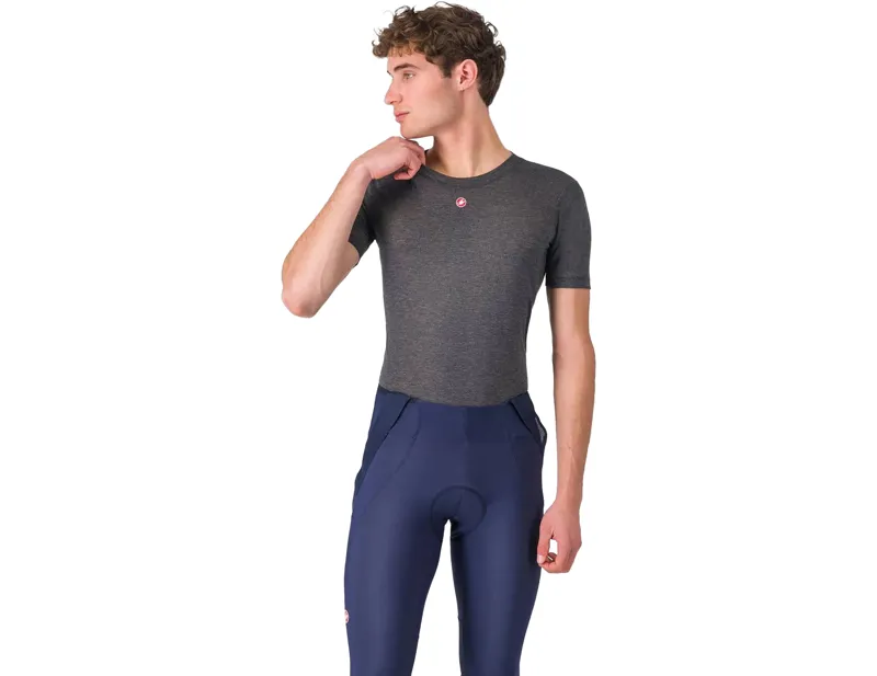 Balfes Bikes Castelli Medio Base Layer Short Sleeve in Melange Grey | Free postage over £30, £10 off first order, price match & 0% finance.