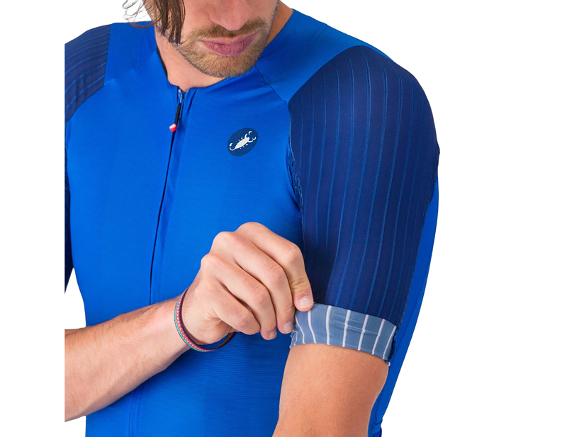 Castelli Aero Race 8S Short Sleeve Jersey in Azzurro Italia-4