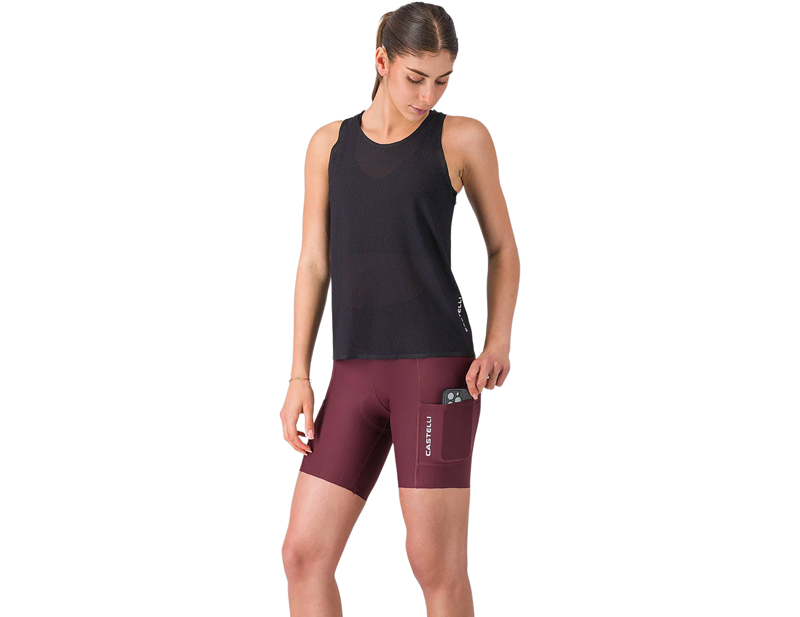 Castelli Comfort Travel Women's Shorts in Deep Bordeaux