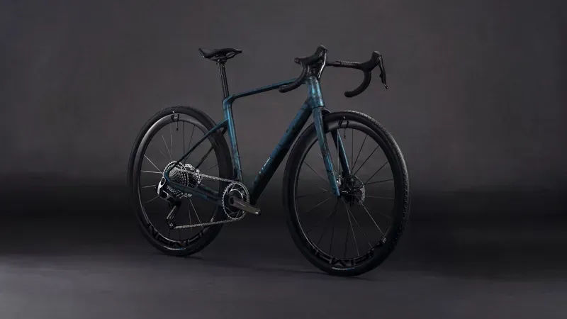 Cube Nuroad C:62 SLT Gravel Bike 2026 in Royalgreen/Fume-2