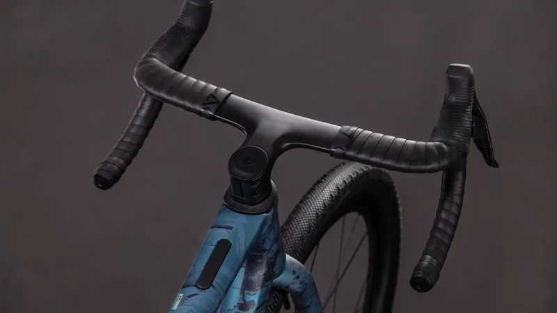 Cube Nuroad C:62 SLT Gravel Bike 2026 in Royalgreen/Fume-4