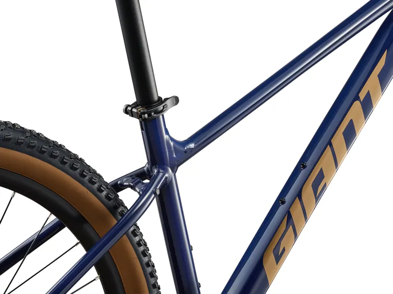 Giant Talon 2 Hardtail Mountain Bike 2027 in Eclipse-4