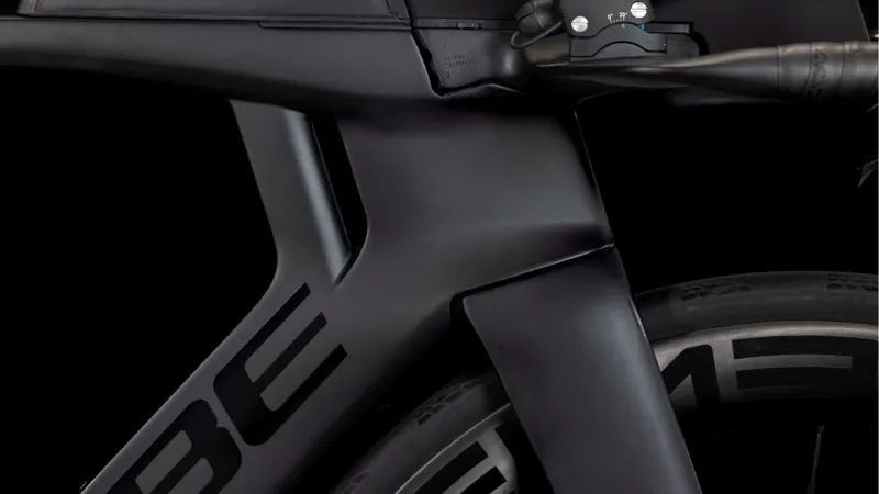 Cube Aerium C:68x SLX TT Bike 2025 in Carbon/Black-5